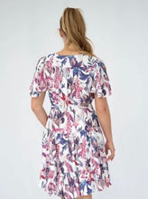 Load image into Gallery viewer, SELMA FLORAL DRESS