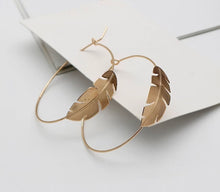 Load image into Gallery viewer, GOLD LEAF HOOP EARRINGS