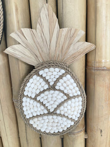Small Pineapple white shell wall hanging