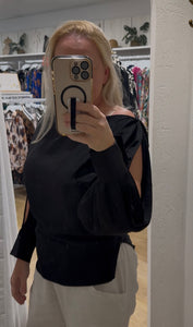 BIANCA OPEN SLEEVE BLOUSE - BLACK