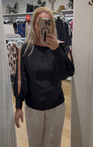 BIANCA OPEN SLEEVE BLOUSE - BLACK