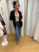 Load image into Gallery viewer, AMBER LINEN JACKET / TOP - BLACK