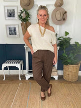 Load image into Gallery viewer, SIENNA KNIT TOP - OFF WHITE