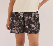Load image into Gallery viewer, MAIA TAILORED SHORTS