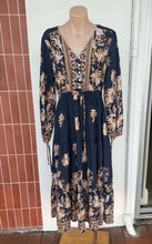 Load image into Gallery viewer, LOLA NAVY MIDI DRESS