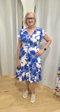 Load image into Gallery viewer, CARRIE DRESS