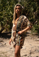 Load image into Gallery viewer, JAASE CACAO MIST FLORA SHORTS
