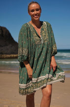 Load image into Gallery viewer, JAASE VIRIDIAN OVERSIZED ADELA DRESS