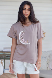 JAASE VINTAGE TEE - CRESCENT MOON ~ MOCHA