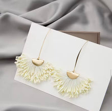 Load image into Gallery viewer, BOHO SCALLOPED EARRINGS - LEMON