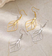 Load image into Gallery viewer, GOLD HOLLOW LEAF PENDANT EARRINGS