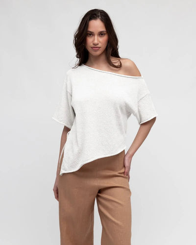 ANGLE KNIT TOP - WHITE