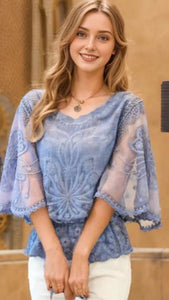 ALIA LACE TOP