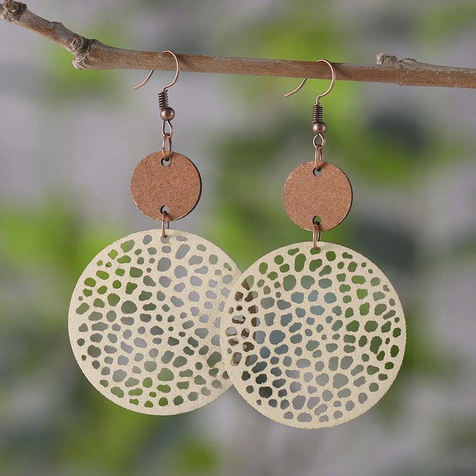 WHITE ROUND WOODEN & LEATHER EARRINGS