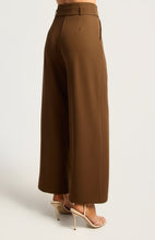 Load image into Gallery viewer, VALERIA WIDE LEG DRESS PANTS - BROWN