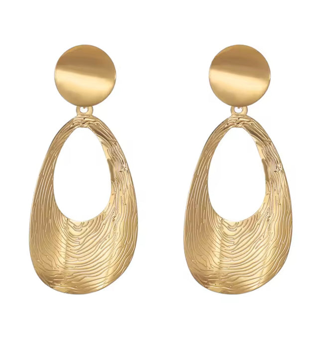 GOLD WATER DROP CLIP ON EARRINGS