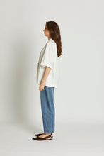 Load image into Gallery viewer, AMBER LINEN JACKET / TOP - WHITE