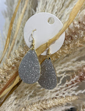 Load image into Gallery viewer, GOLD &amp; SILVER GLITTER DROP EARRINGS