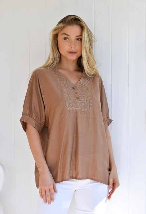 SANSA OVERSIZED TOP - TAN