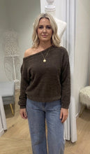 Load image into Gallery viewer, POLLY FLUFFY OFF SHOULDER JUMPER - BROWN