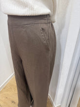 Load image into Gallery viewer, RUBY LINEN PANTS - COFFEE