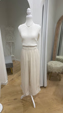 Load image into Gallery viewer, LAINE NATURAL LINEN PANTS
