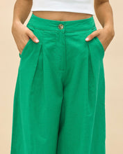 Load image into Gallery viewer, JASMINE WIDE LEG GREEN LINEN PANTS