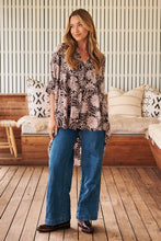Load image into Gallery viewer, JAASE RIVER YUMI SHIRT