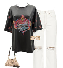Load image into Gallery viewer, LIVE YOUR DREAMS OVERSIZED TEE
