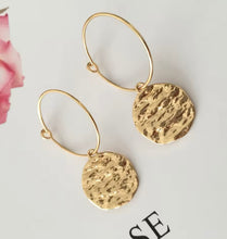 Load image into Gallery viewer, GOLD WATER SURFACE CIRCLE EARRINGS