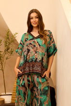 Load image into Gallery viewer, LUIZA OVERSIZED TOP