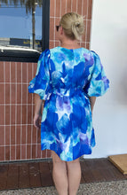 Load image into Gallery viewer, TRIXIE COCKTAIL DRESS