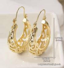 Load image into Gallery viewer, GOLD CARVED HOOP EARRINGS