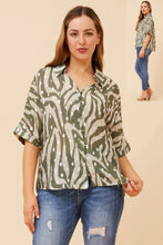 Load image into Gallery viewer, CHELLE BLOUSE - GREEN WITH SILVER FLECKS