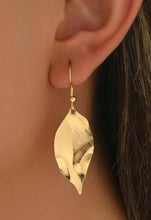 Load image into Gallery viewer, GOLD LEAF EARRINGS