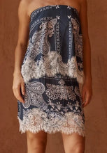Load image into Gallery viewer, NORAH LACE TRIM TOP