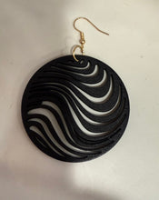Load image into Gallery viewer, WOODEN BLACK BOHO EARRINGS