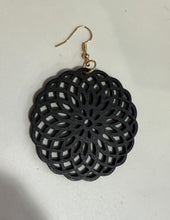 Load image into Gallery viewer, WOODEN BLACK BOHO EARRINGS