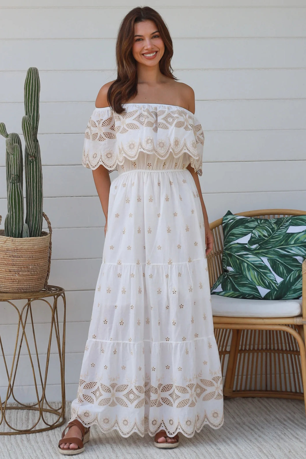 camilla maxi dress – EmberandAsh Coat Size:36 S How to Remove Armpit beautiful women