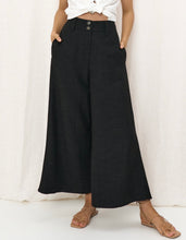 Load image into Gallery viewer, ALEXANDRIA TAILORED LINEN PANTS - BLACK