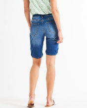 Load image into Gallery viewer, BONNIE BERMUDA DENIM SHORTS - INDIGO MIX