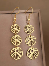 Load image into Gallery viewer, GOLD FLOWER PENDANT DANGLE EARRINGS