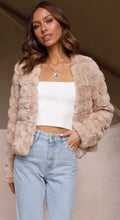 Load image into Gallery viewer, MOULAN FAUX FUR JACKET - CAMEL