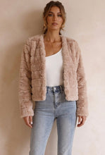 Load image into Gallery viewer, MOULAN FAUX FUR JACKET - CAMEL
