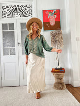 Load image into Gallery viewer, JAASE VIRIDIAN MONTIE BLOUSE