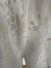 Load image into Gallery viewer, ELSA LACE SHORTS