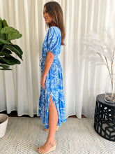 Load image into Gallery viewer, BLOSSOM MIDI DRESS - BLUE