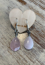 Load image into Gallery viewer, ROSE QUARTZ WATER DROP EARRINGS
