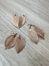 Load image into Gallery viewer, ROSE GOLD LEAF EARRINGS