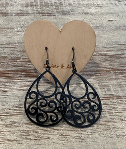 BLACK FILIGREE EARRINGS